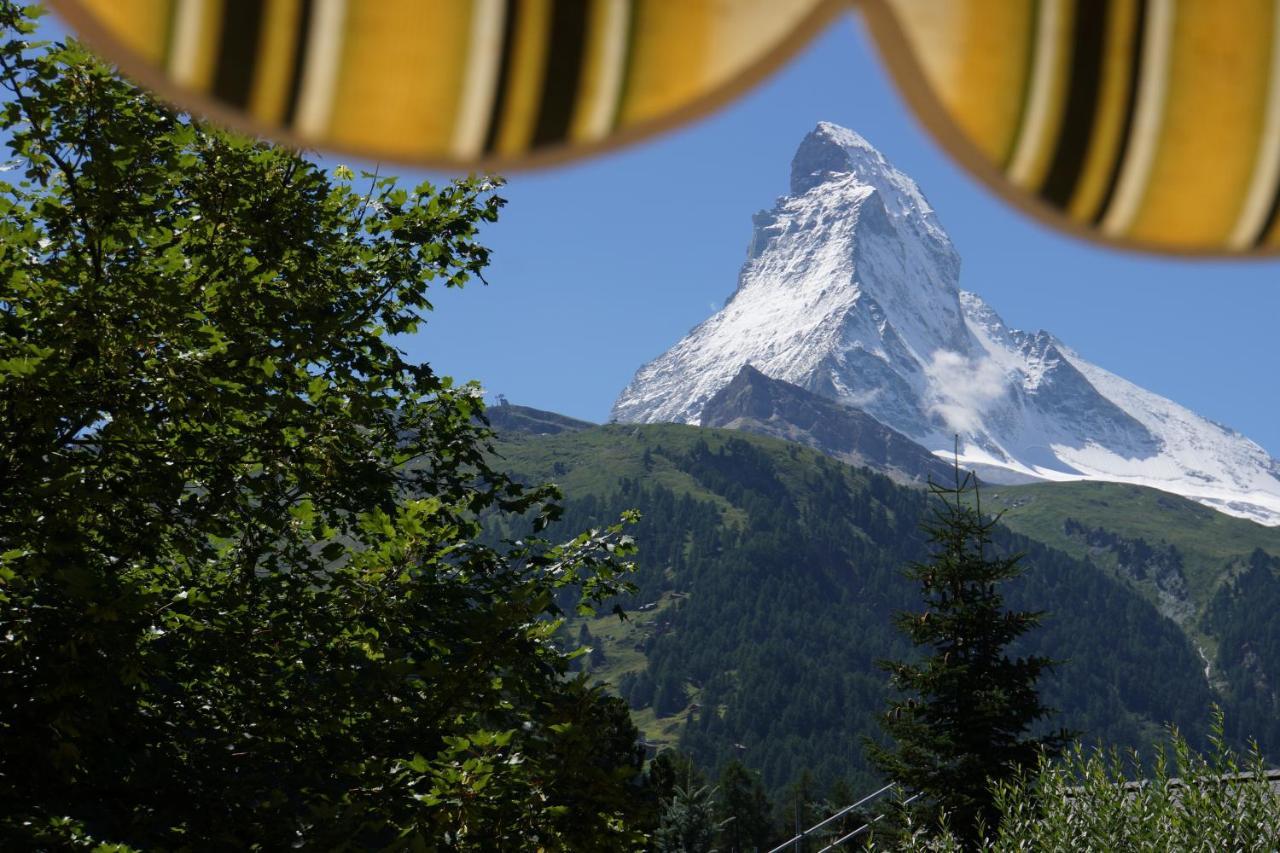 Haus Vira Appartement Zermatt Buitenkant foto