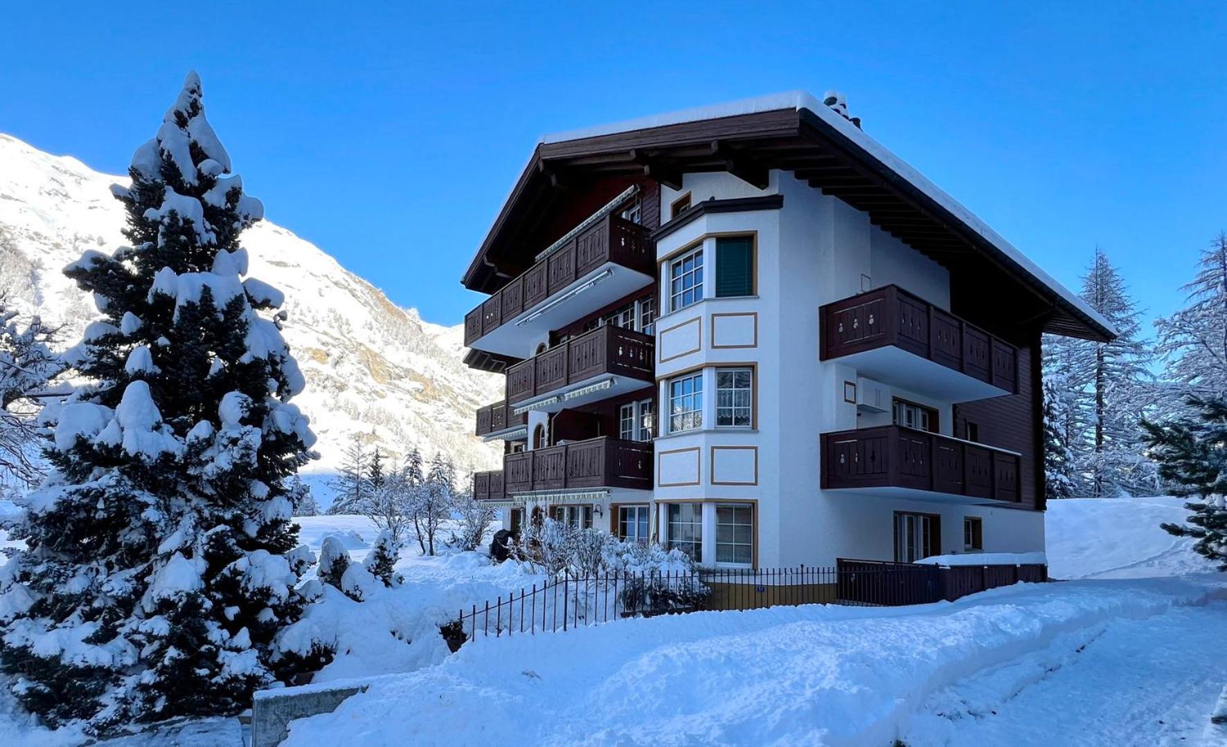 Haus Vira Appartement Zermatt Buitenkant foto