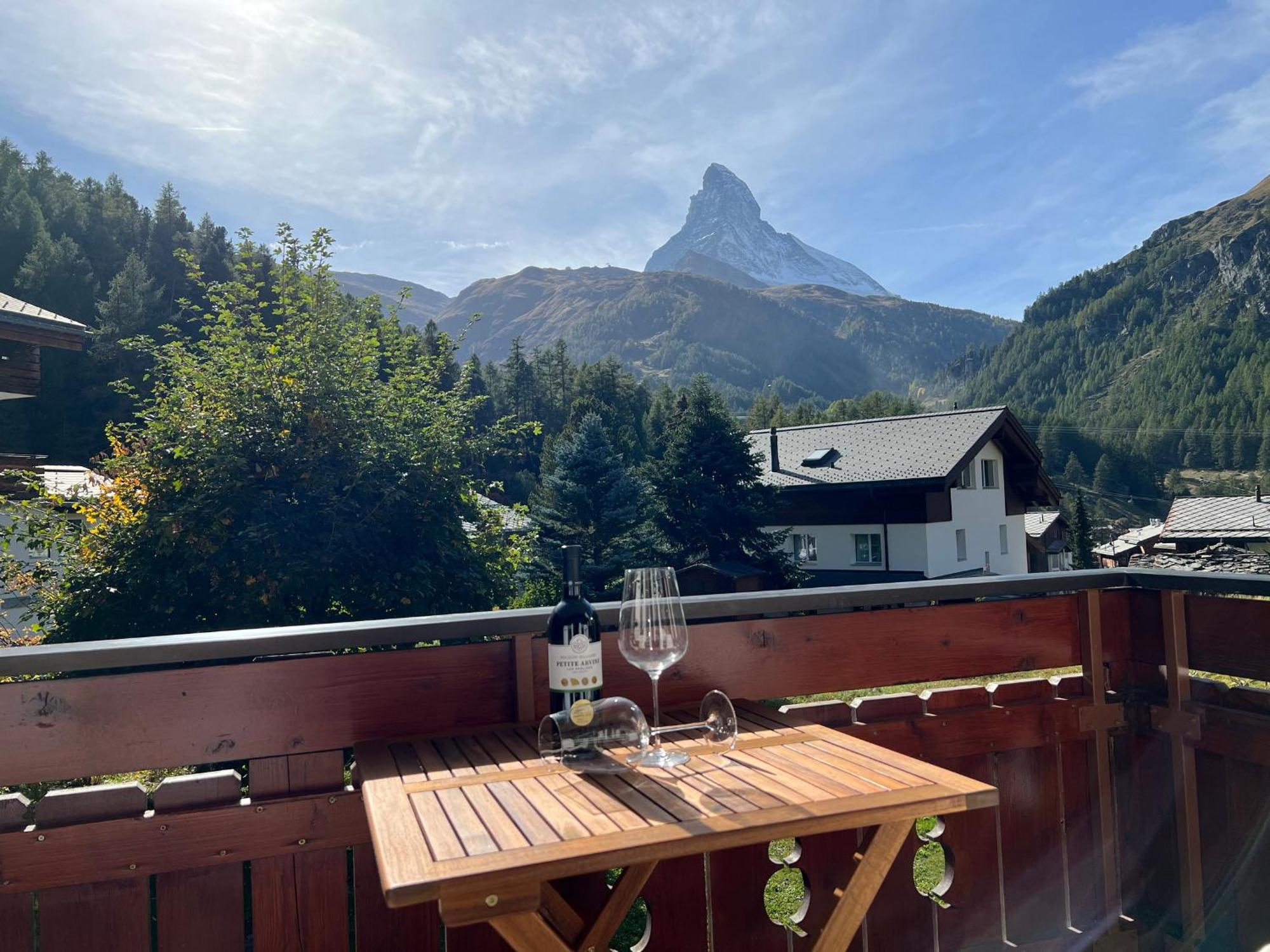Haus Vira Appartement Zermatt Buitenkant foto