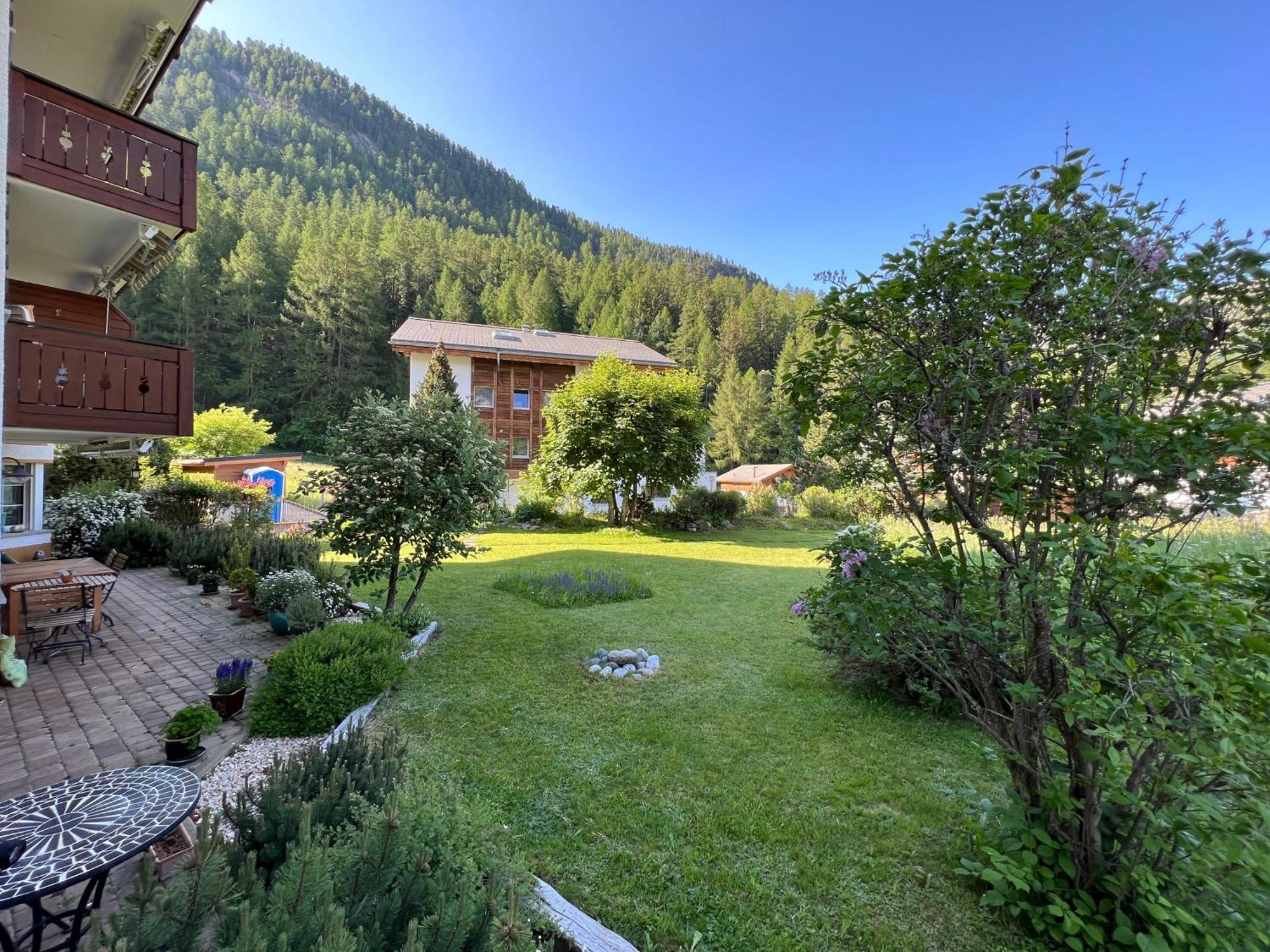 Haus Vira Appartement Zermatt Buitenkant foto
