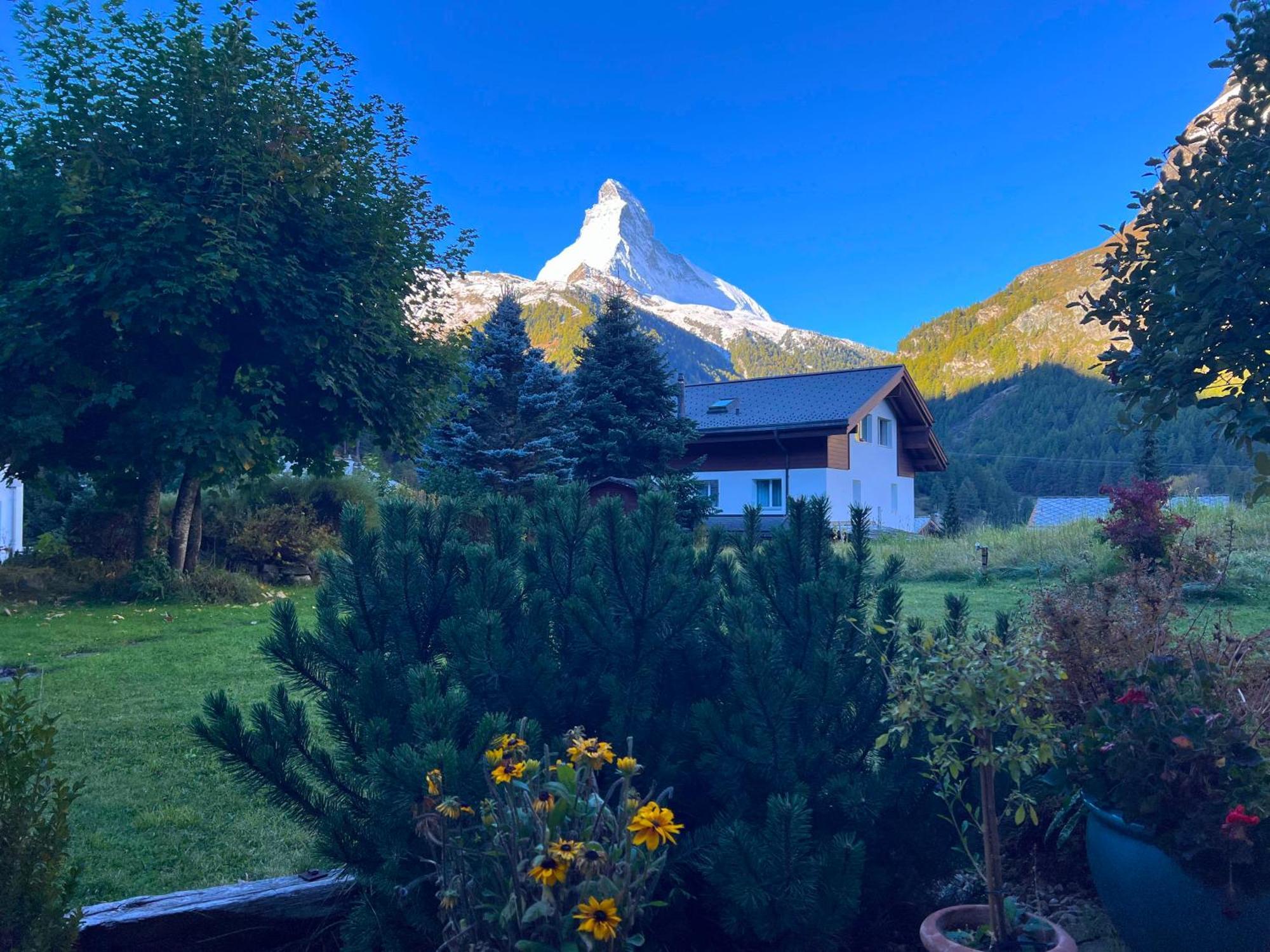 Haus Vira Appartement Zermatt Buitenkant foto