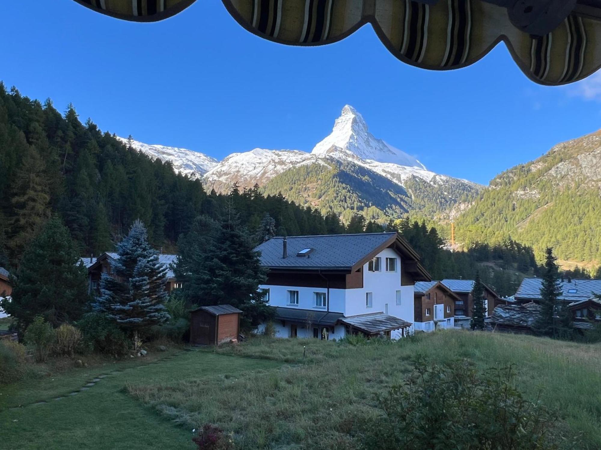 Haus Vira Appartement Zermatt Buitenkant foto