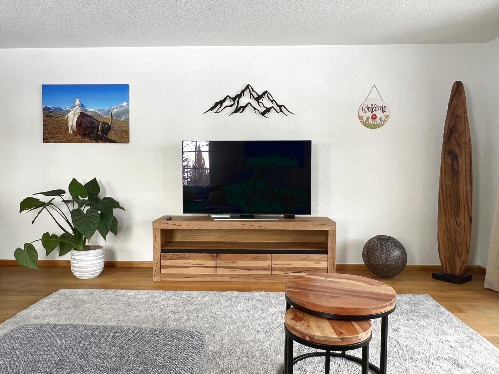 Haus Vira Appartement Zermatt Buitenkant foto